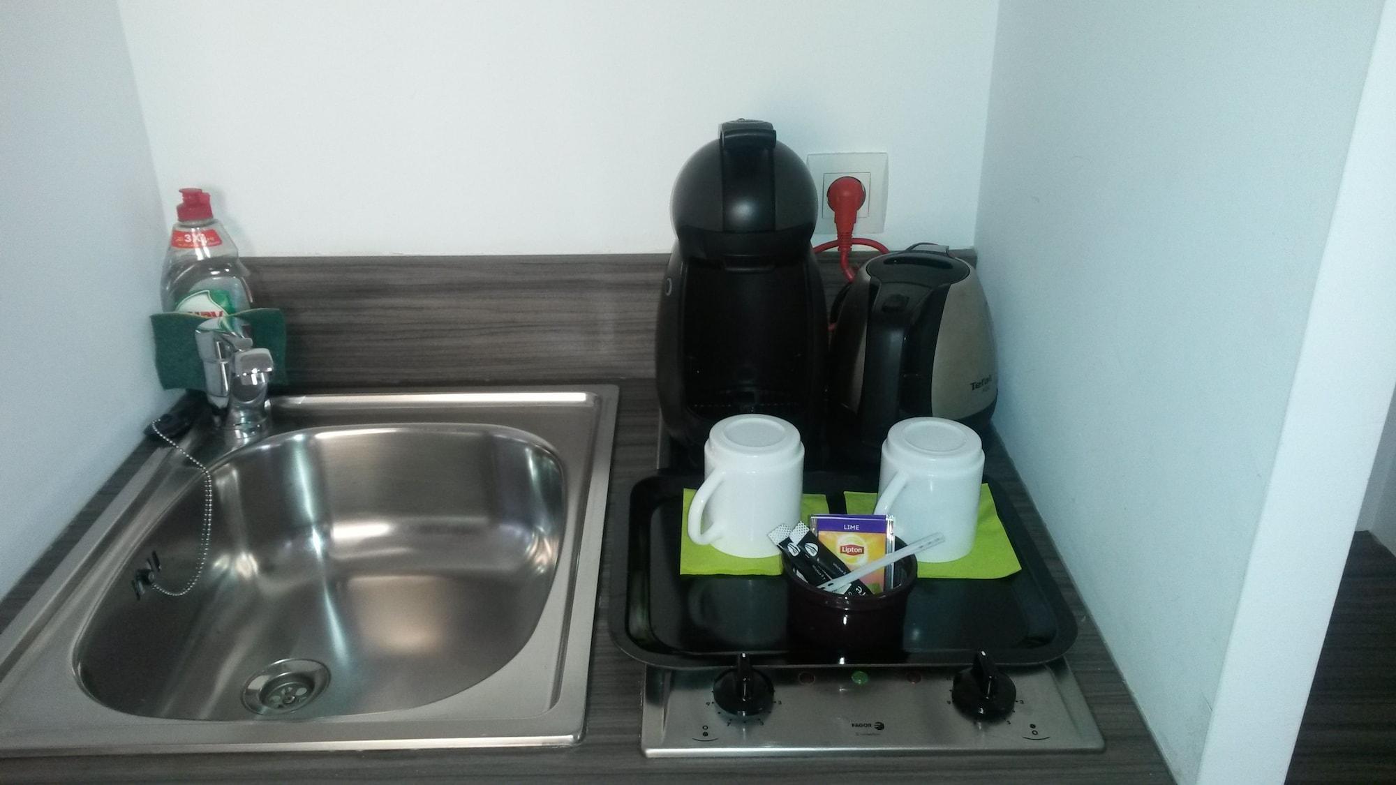 厄瓦酒店 瓦朗斯 外观 照片